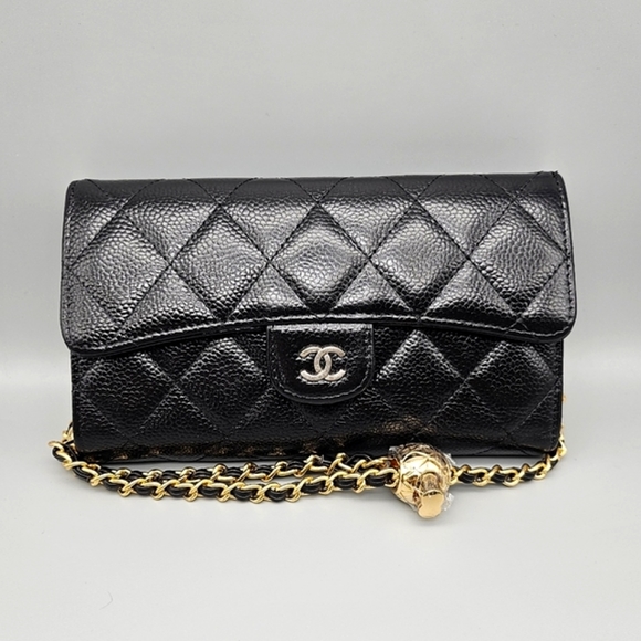 CHANEL Handbags - 🖤CHANEL Authentic Caviar Leather Clutch/Wallet 🖤